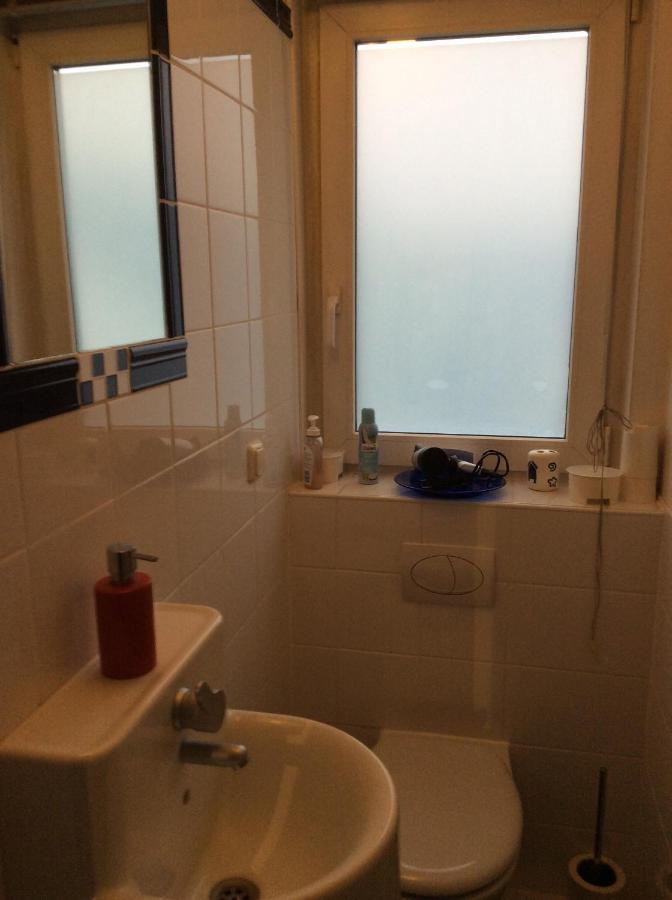Dachstudio Mit Bad Und Terasse Colónia Exterior foto